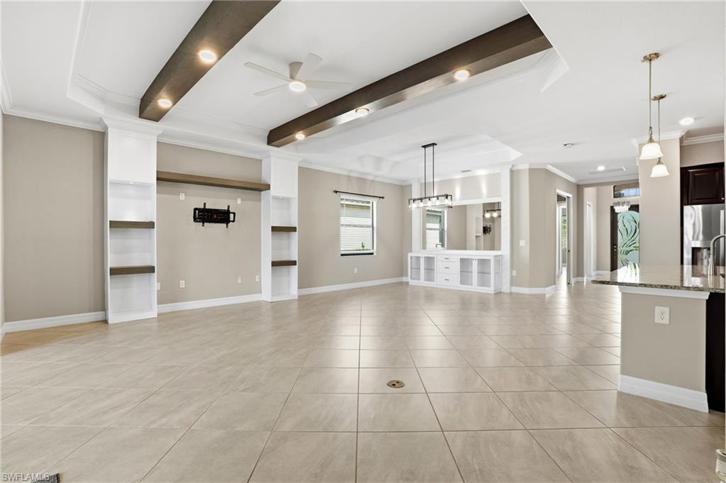 28076 Foxrock CT