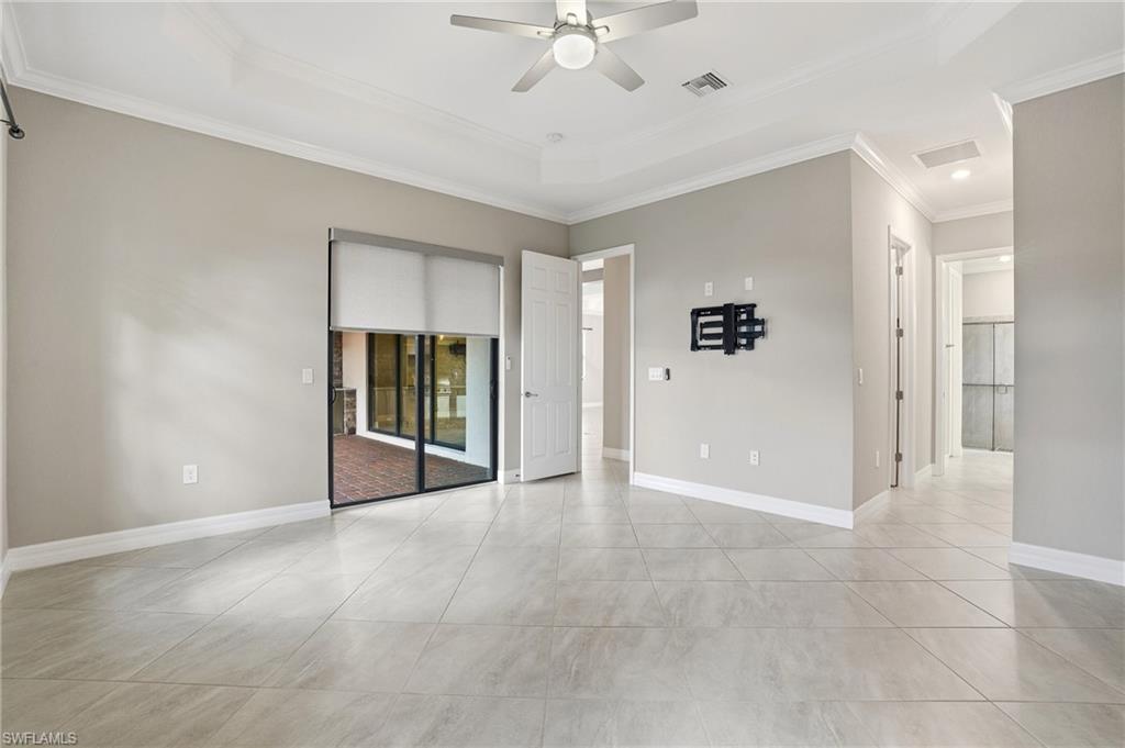28076 Foxrock CT