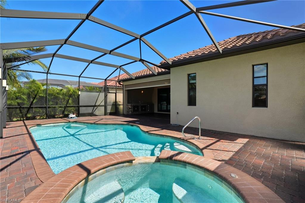 28076 Foxrock CT