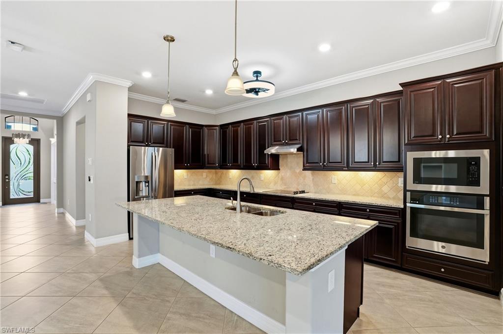 28076 Foxrock CT