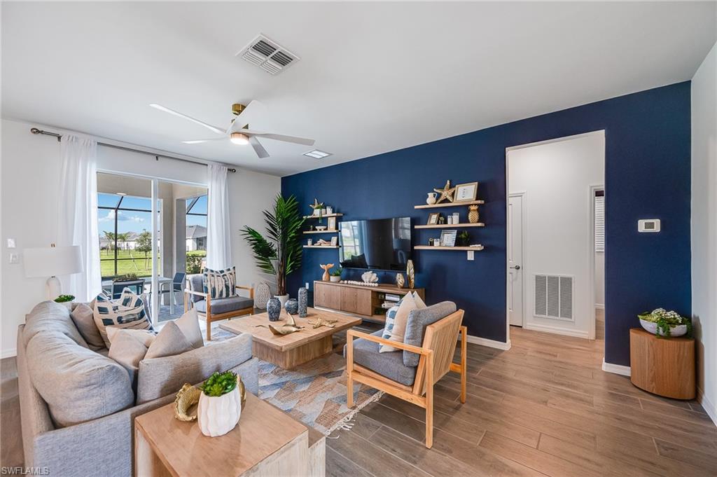 2318 Avocado LN