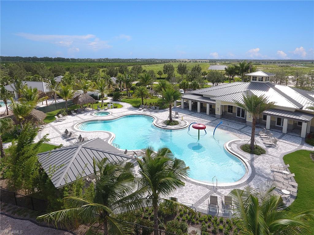 2314 Avocado LN, NAPLES