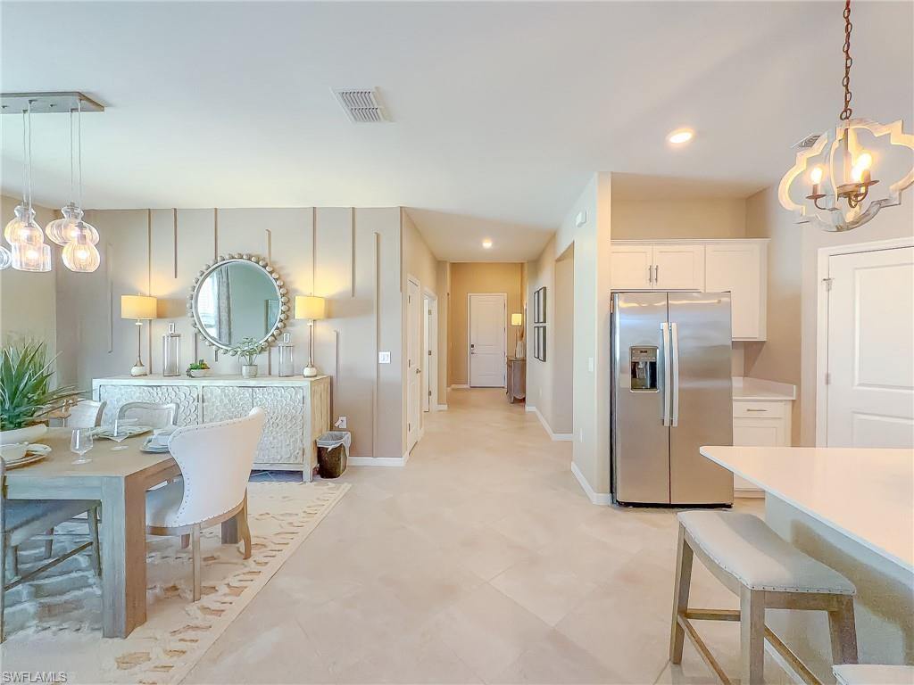 2314 Avocado LN, NAPLES