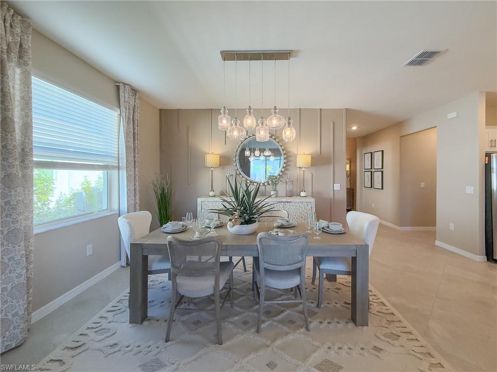 2314 Avocado LN, NAPLES