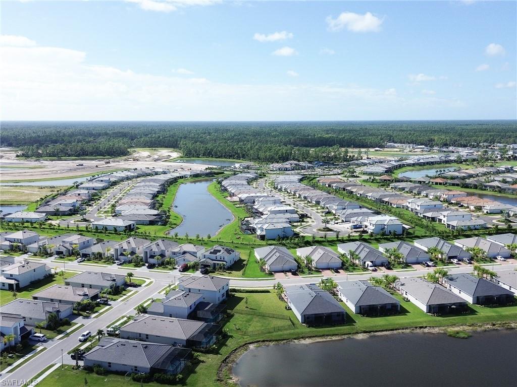 2314 Avocado LN, NAPLES