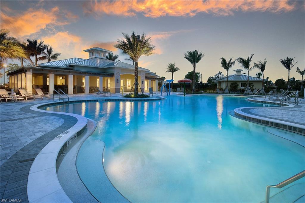 2314 Avocado LN, NAPLES