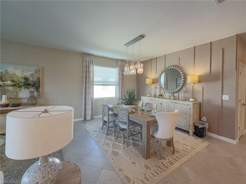 2314 Avocado LN, NAPLES