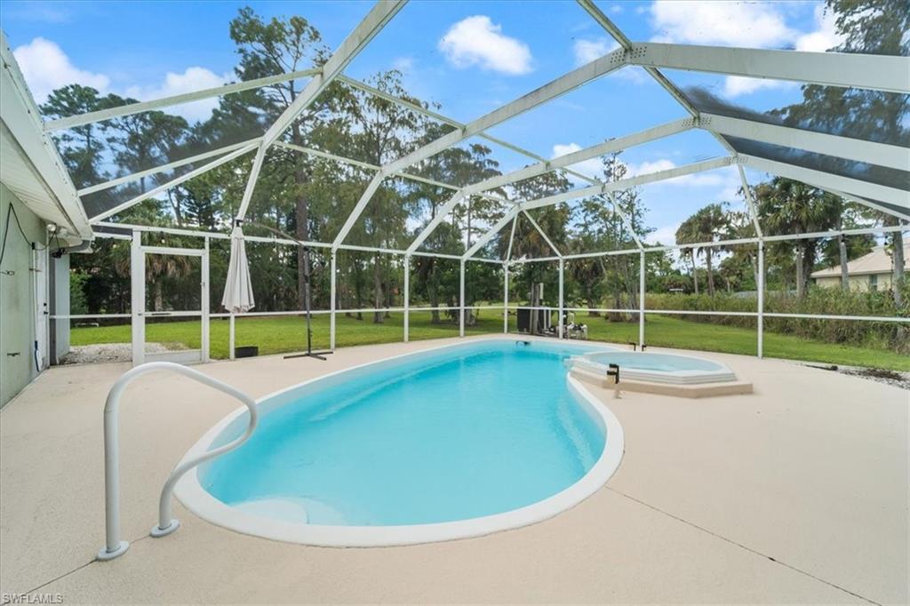 1161 25th ST SW, NAPLES