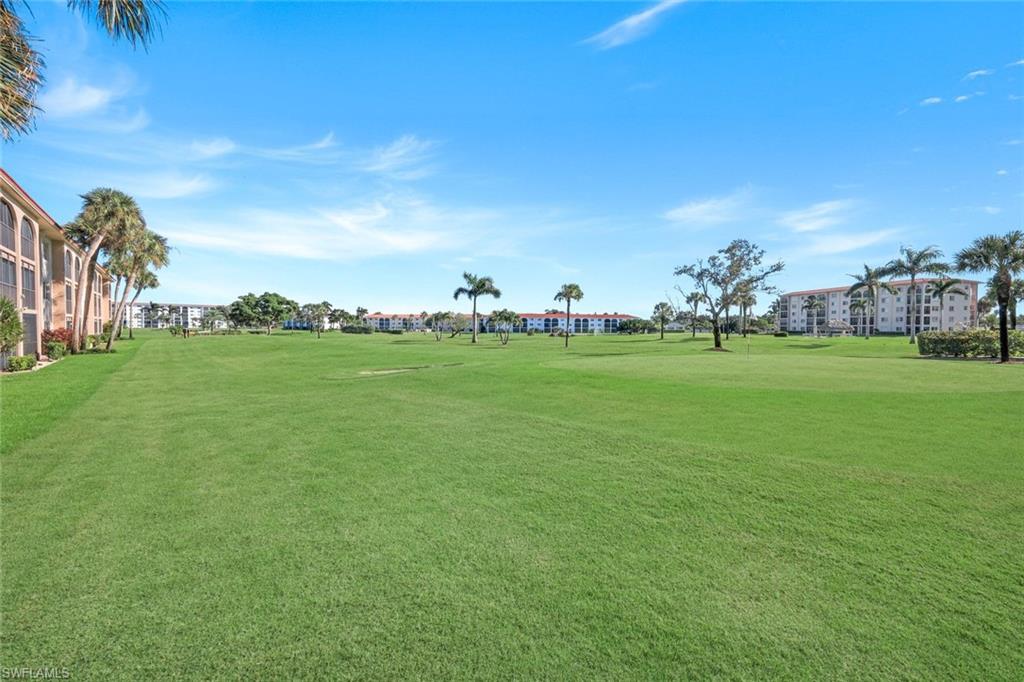9 High Point CIR N # 208, NAPLES Unit: 208