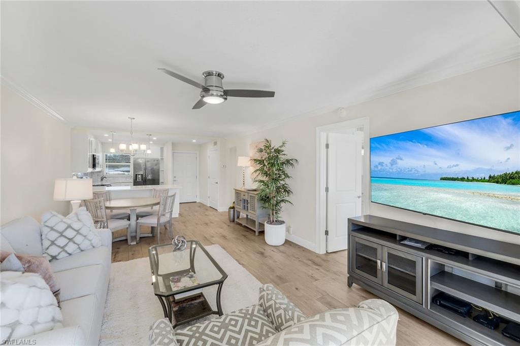 9 High Point CIR N # 208, NAPLES Unit: 208
