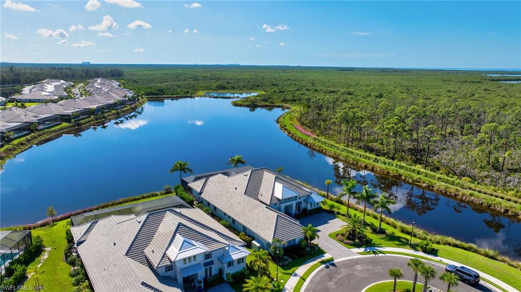 8816 PARADERA CT, NAPLES
