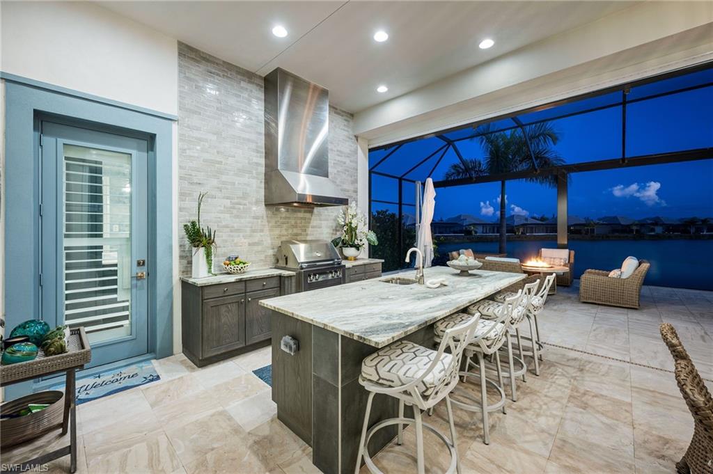 8816 PARADERA CT, NAPLES