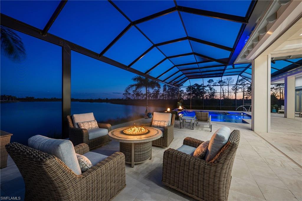 8816 PARADERA CT, NAPLES