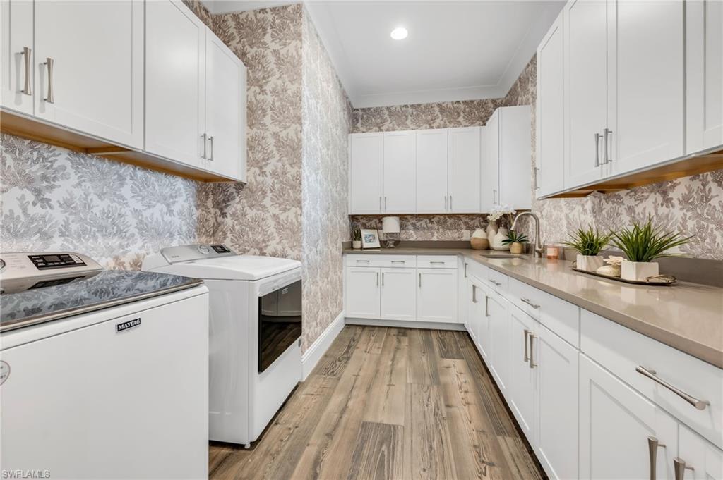 8816 PARADERA CT, NAPLES