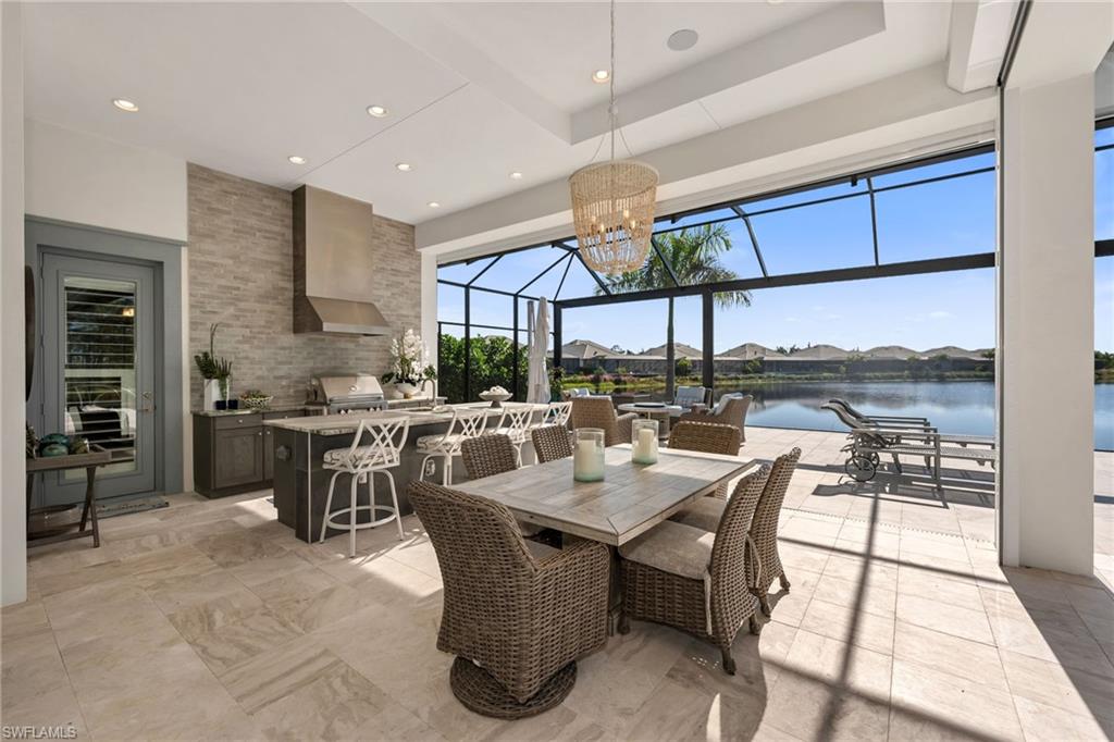 8816 PARADERA CT, NAPLES