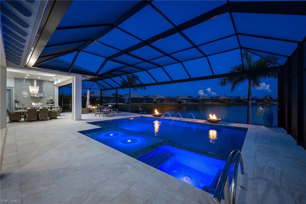 8816 PARADERA CT, NAPLES
