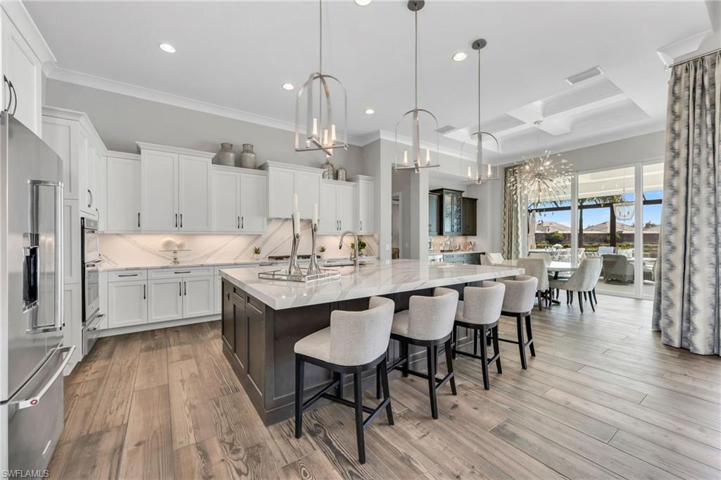 8816 PARADERA CT, NAPLES