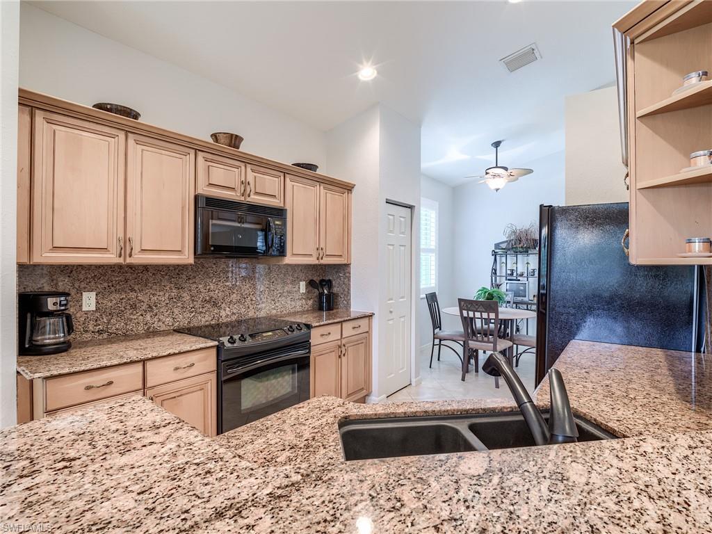 9460 Sun River WAY, ESTERO