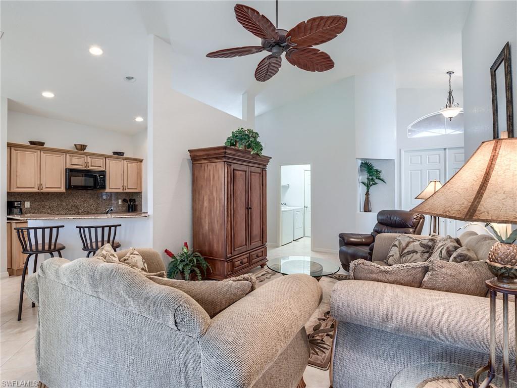 9460 Sun River WAY, ESTERO