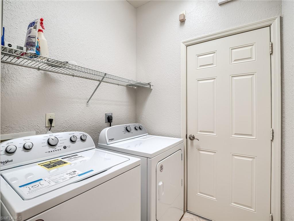 9460 Sun River WAY, ESTERO