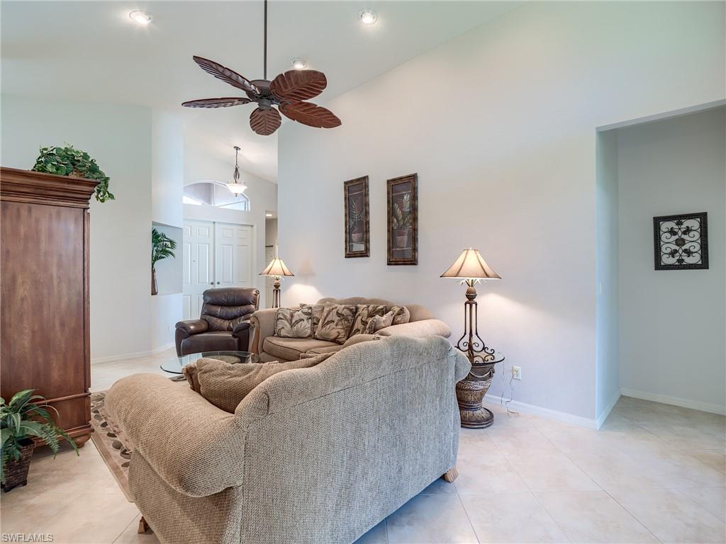 9460 Sun River WAY, ESTERO