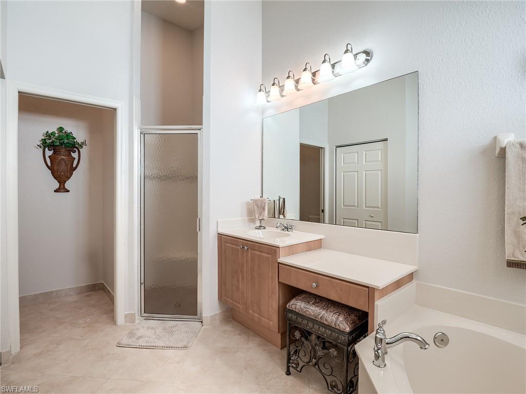 9460 Sun River WAY, ESTERO
