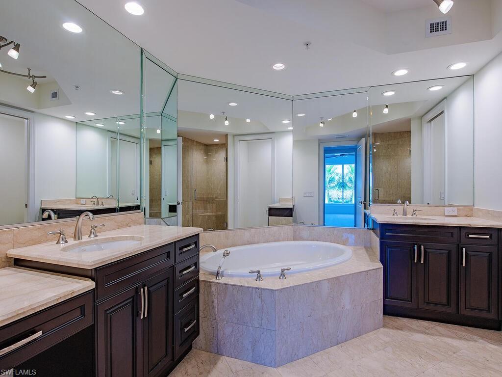 23850 Via Italia CIR # 203, BONITA SPRINGS Unit: 203