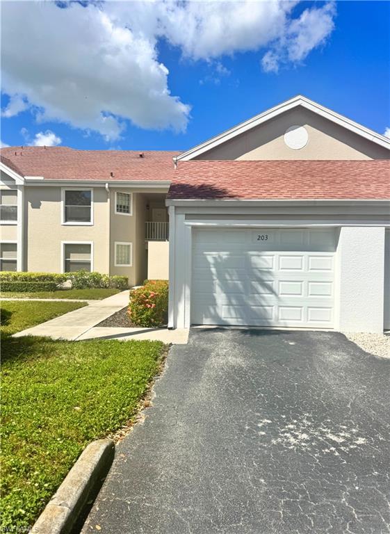 9852 Luna CIR # B203, NAPLES Unit: B203