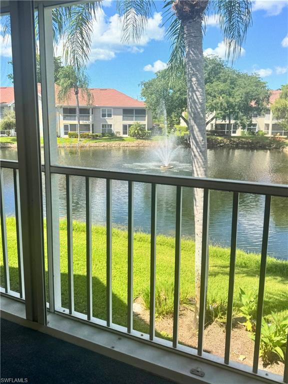 9852 Luna CIR # B203, NAPLES Unit: B203