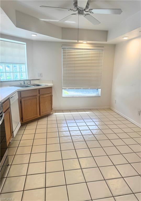 9852 Luna CIR # B203, NAPLES Unit: B203
