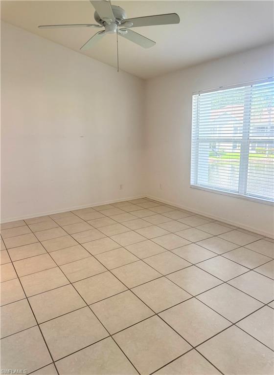 9852 Luna CIR # B203, NAPLES Unit: B203