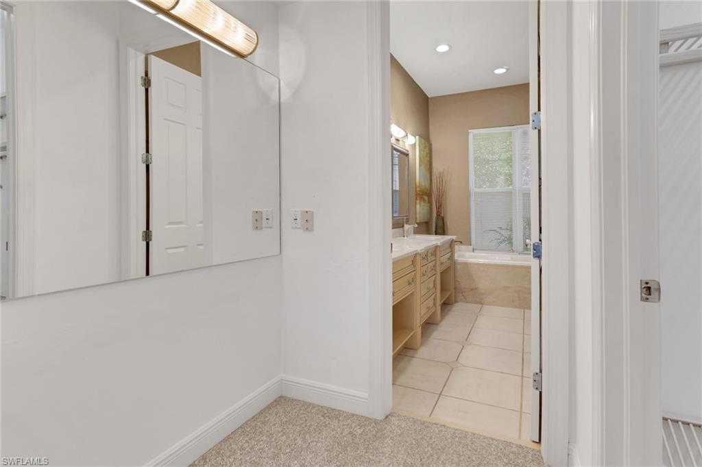 4594 Snowy Egret DR, NAPLES