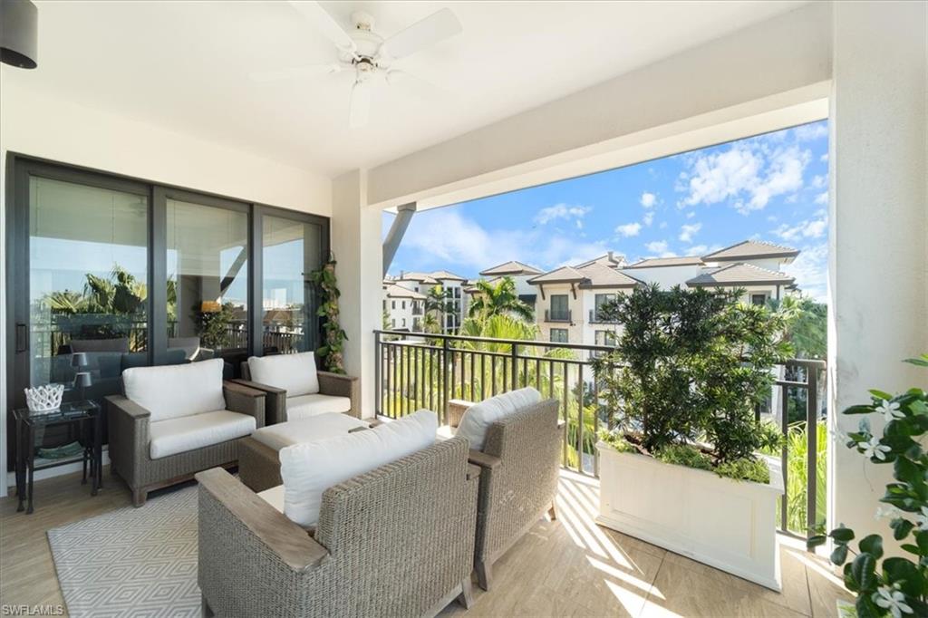 1035 3rd AVE S # 401, NAPLES Unit: 401