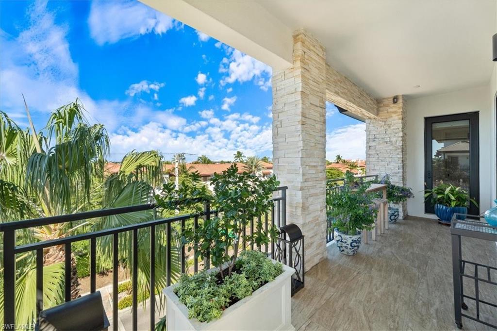 1035 3rd AVE S # 401, NAPLES Unit: 401