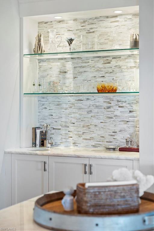 1035 3rd AVE S # 401, NAPLES Unit: 401