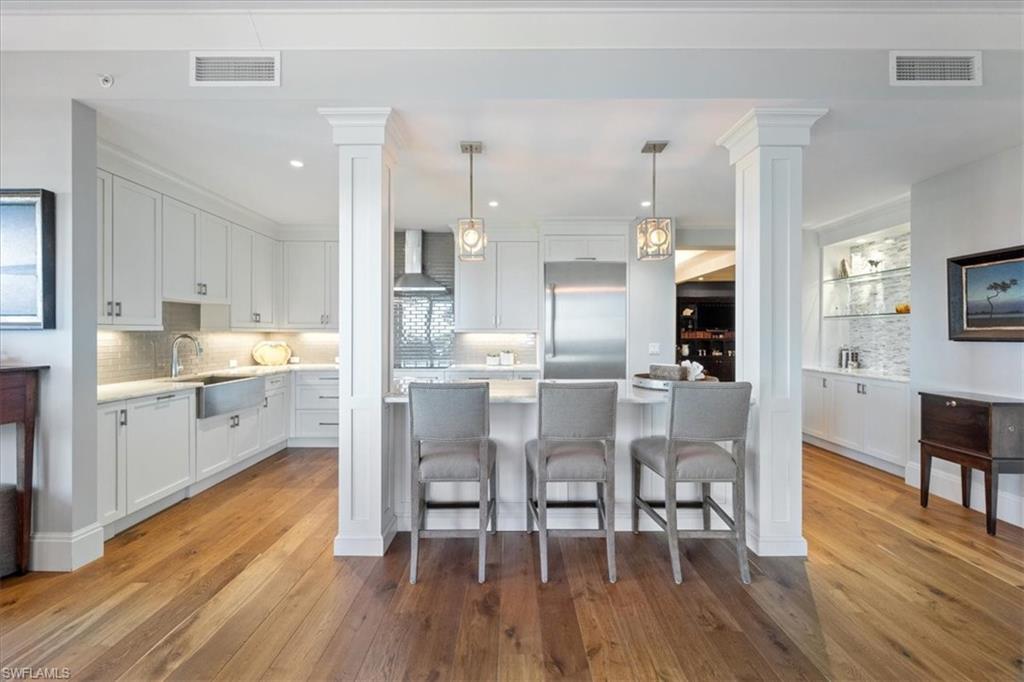 1035 3rd AVE S # 401, NAPLES Unit: 401