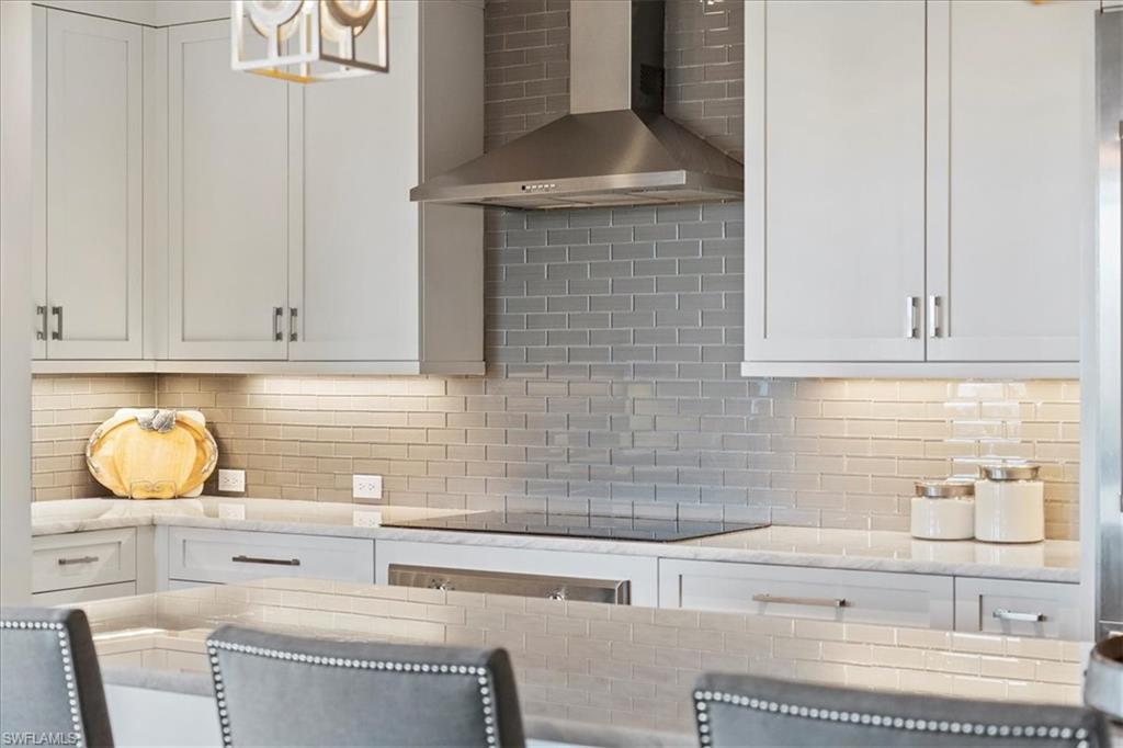 1035 3rd AVE S # 401, NAPLES Unit: 401