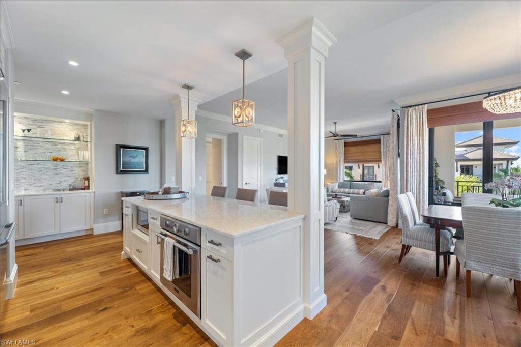 1035 3rd AVE S # 401, NAPLES Unit: 401