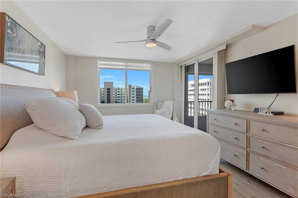 25 Bluebill AVE # A906, NAPLES Unit: A906