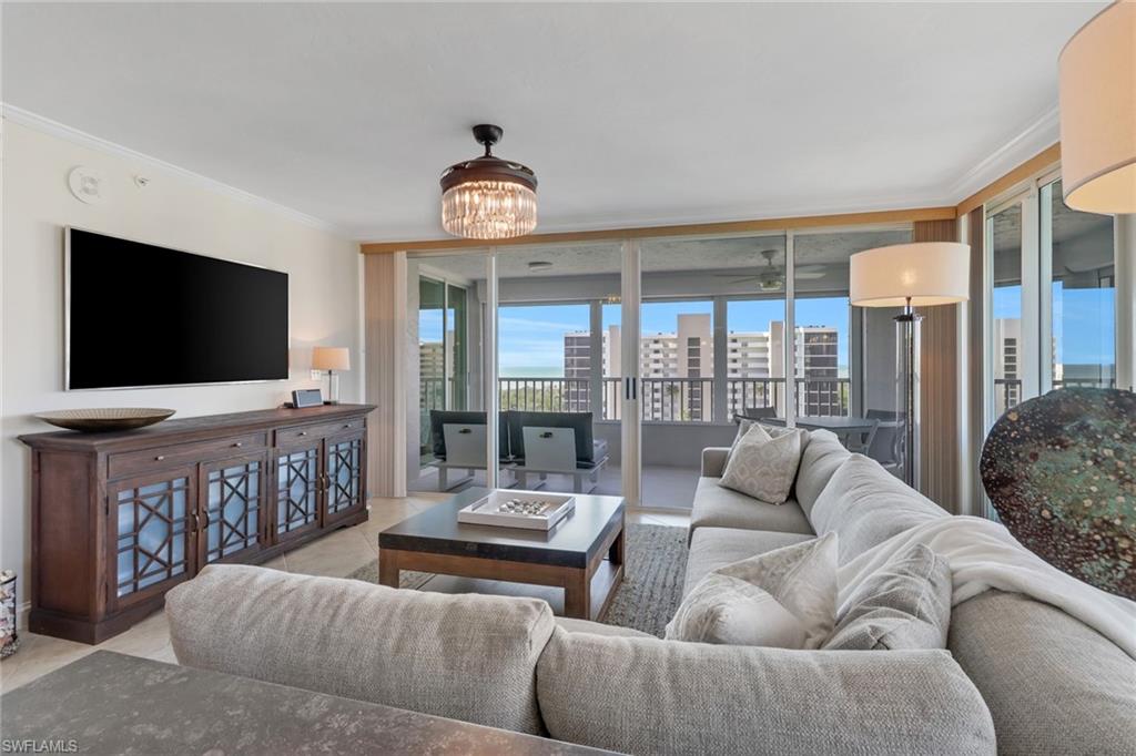 25 Bluebill AVE # A906, NAPLES Unit: A906