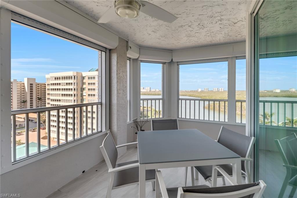 25 Bluebill AVE # A906, NAPLES Unit: A906