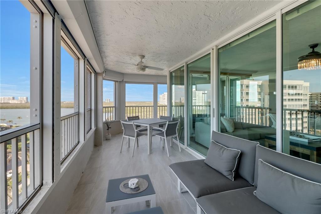 25 Bluebill AVE # A906, NAPLES Unit: A906
