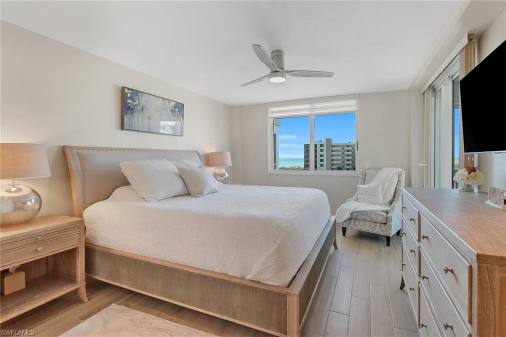 25 Bluebill AVE # A906, NAPLES Unit: A906