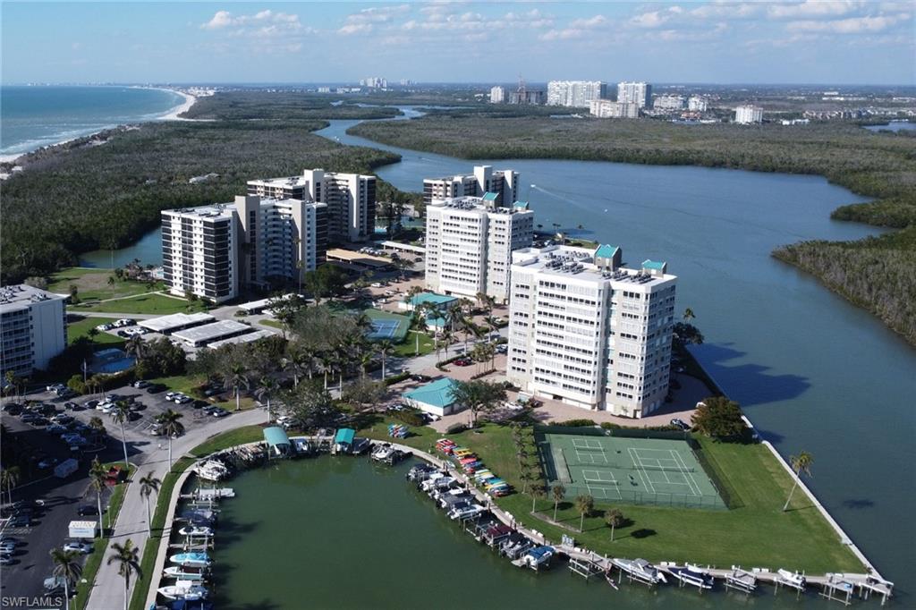 25 Bluebill AVE # A906, NAPLES Unit: A906
