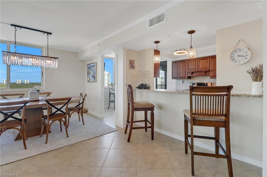 25 Bluebill AVE # A906, NAPLES Unit: A906