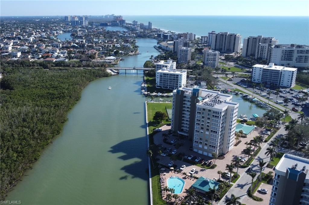 25 Bluebill AVE # A906, NAPLES Unit: A906