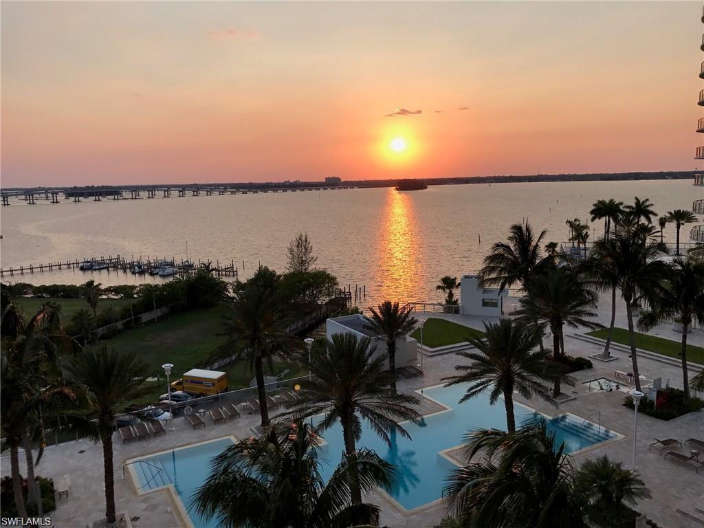 3000 Oasis Grand BLVD # 2702, FORT MYERS Unit: 2702