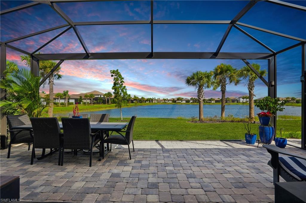 18526 Ives DR, ESTERO