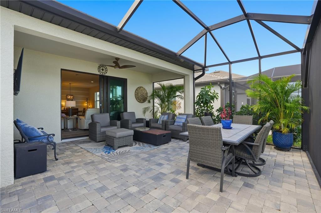 18526 Ives DR, ESTERO