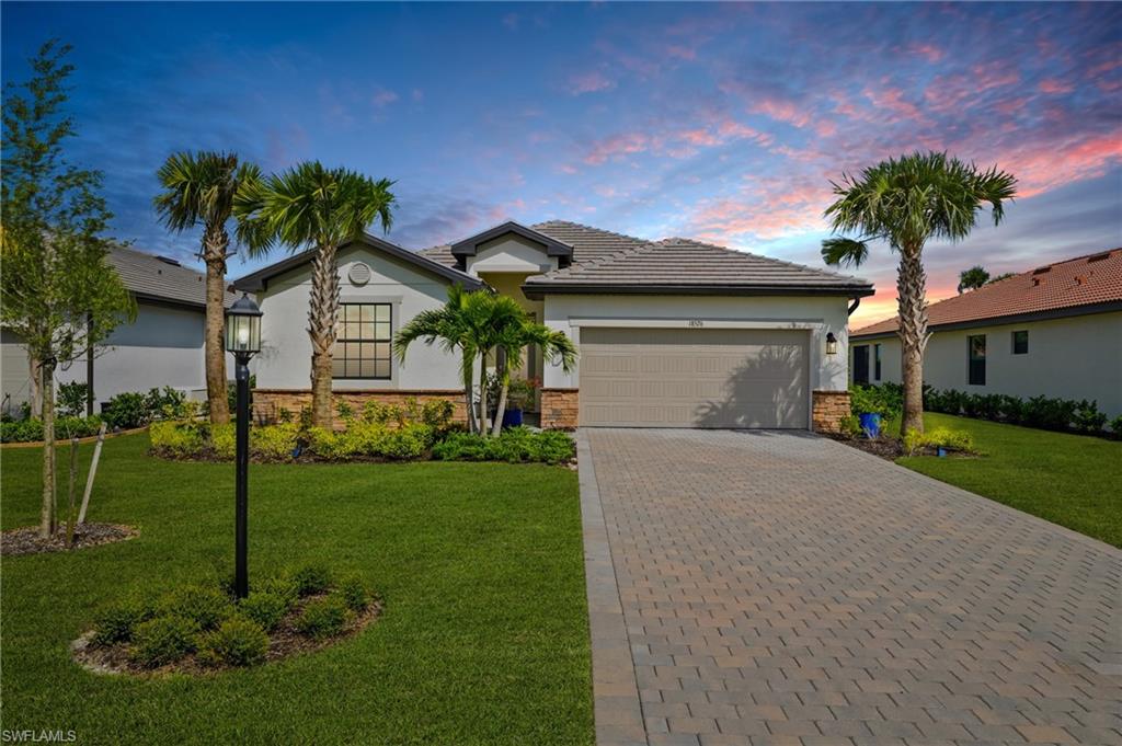 18526 Ives DR, ESTERO